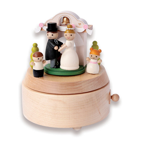 Wooderful Life Music Box – Happily Ever After